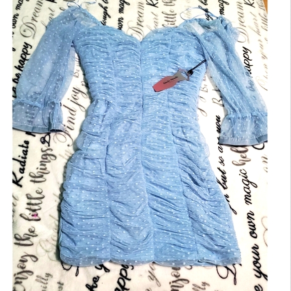 Haute Monde Dresses & Skirts - Mini dress haute monde